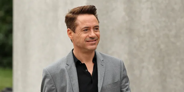 Robert Downey Jr. Masih Akan Perankan Iron Man Sampai.... Robert Downey Jr. Masih Akan Perankan Iron Man Sampai....