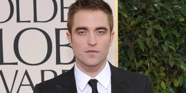 Robert Pattinson Antusias Hadiri Golden Globe. Apa Sebabnya?