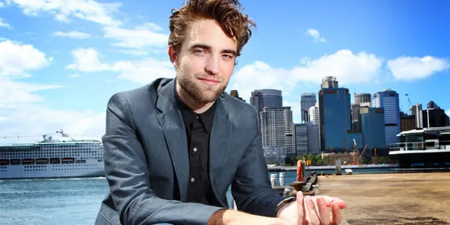 Robert Pattinson: Ending 'BREAKING DAWN PART' 2 Aneh