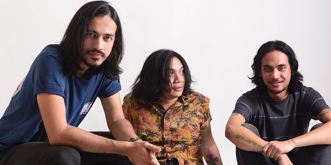 Rock 70an, Kelompok Penerbang Roket: Attitude-nya Gila Banget