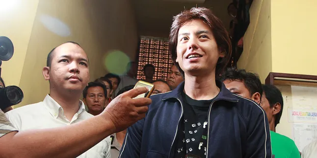 Roger Danuarta Bakal Menempati 'Rumah Baru' di Kejaksaan Roger Danuarta Bakal Menempati 'Rumah Baru' di Kejaksaan