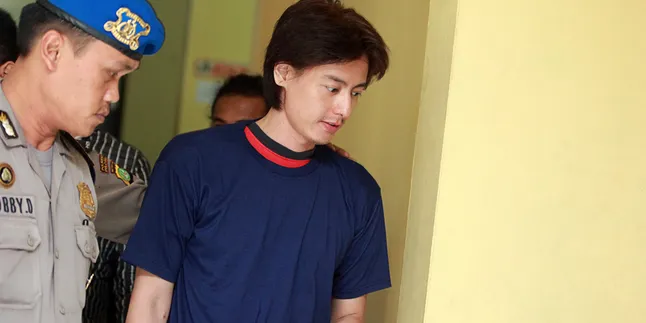 Roger Danuarta Dituntut 1,6 Tahun Penjara