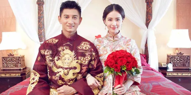 Romantis Abis, Pernikahan Nicky Wu Elegan Pemandangan Pantai Bali