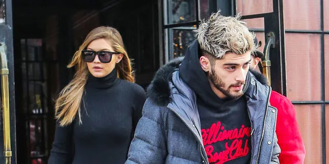 Romantis Banget, Gigi Hadid Pamer Foto Dicium Mesra Zayn Malik Romantis Banget, Gigi Hadid Pamer Foto Dicium Mesra Zayn Malik