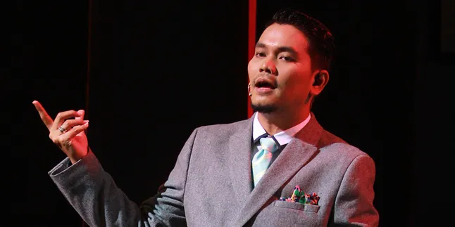 Romantis, Begini Cara Indra Bekti Refreshing Bareng Istri