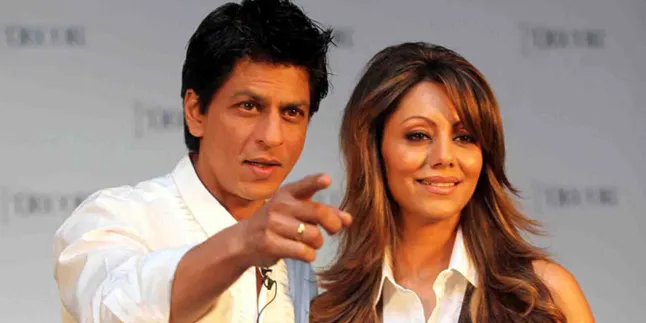Romantis, SRK Ingin Lakukan Ini Untuk Lancarkan Bisnis Gauri Khan Romantis, SRK Ingin Lakukan Ini Untuk Lancarkan Bisnis Gauri Khan