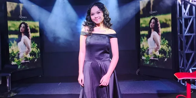 Romaria Comeback Lewat 'Ujung Jalan', Dari Penyanyi Cilik ke Musisi Dewasa Romaria Comeback Lewat 'Ujung Jalan', Dari Penyanyi Cilik ke Musisi Dewasa