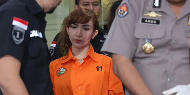 Roro Fitria Mohon Doa Jalani Sidang Perdana Kasus Kepemilikan Sabu-Sabu