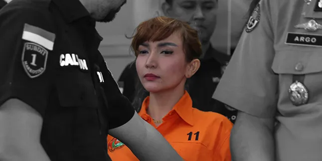 Roro Fitria Sempat Down dan Nangis-Nangis di Dalam Tahanan Roro Fitria Sempat Down dan Nangis-Nangis di Dalam Tahanan