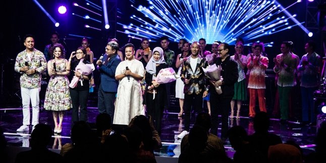 'Ruh' Sang Legenda Terasa dalam Konser Erros-Chrisye-Yockie