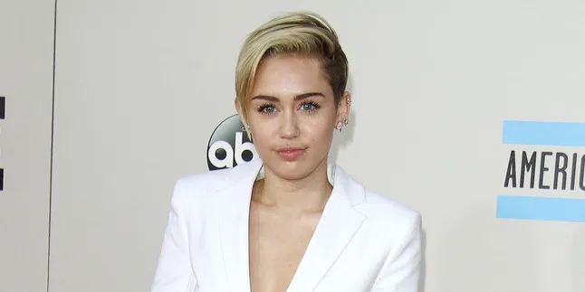 Rumah Dibobol, Cincin Pertunangan Miley Cyrus Hilang?
