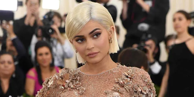 Rumah Direnovasi, Kylie Jenner Sewa Hunian Hampir 2 M Per Bulan