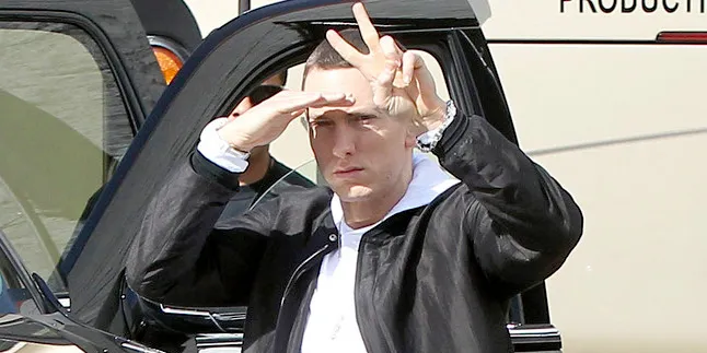 Rumah Eminem Hangus Terbakar!