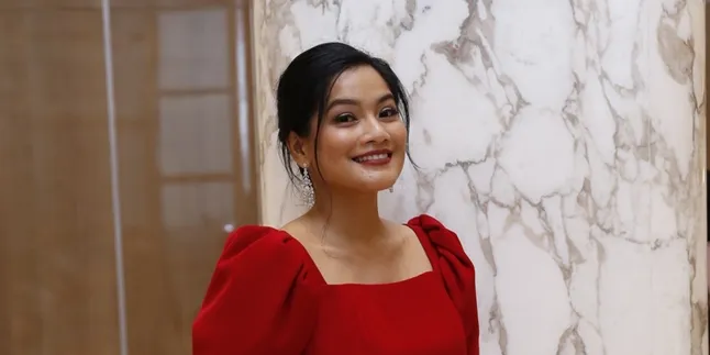 Rumah Tangga Harmonis dan Jauh Dari Gosip, Titi Kamal Ungkap Tipsnya