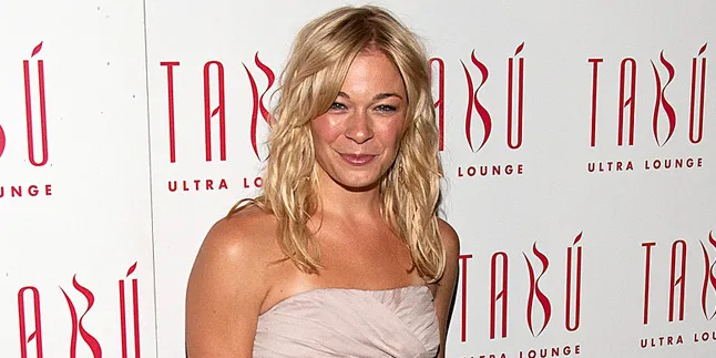 Rumah Tangga LeAnn Rimes di Ujung Perceraian?