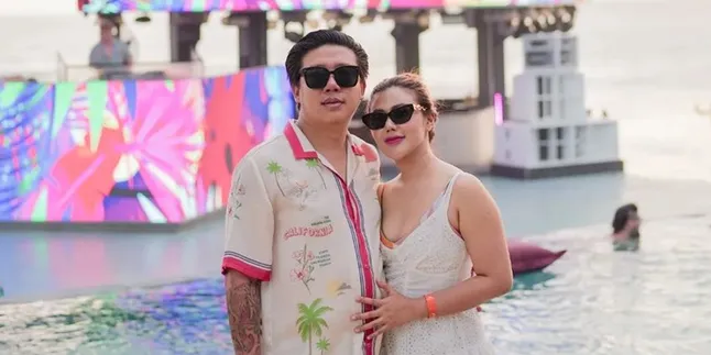 Rumah Tangganya Diduga Tak Baik-Baik Saja, Rey Utami Sempat Curhat pada Asisten Rumah Tangganya Diduga Tak Baik-Baik Saja, Rey Utami Sempat Curhat pada Asisten