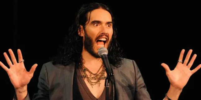 Russell Brand Mengharap Peran Dalam 'STAR WARS 7' Russell Brand Mengharap Peran Dalam 'STAR WARS 7'