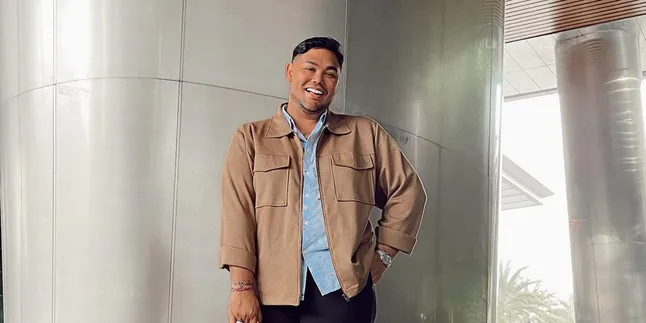 Rutin ke Dokter, Ivan Gunawan Rela Habiskan Puluhan Juta Demi Kesehatan Gigi Rutin ke Dokter, Ivan Gunawan Rela Habiskan Puluhan Juta Demi Kesehatan Gigi