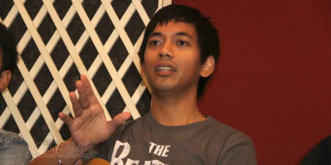 Ryan d Masiv Sedih Tak Bisa Dampingi Persalinan Istri