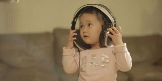 Saat Bilqis Khumairah Razak Pakai Kostum Elsa 'FROZEN', Unyu!