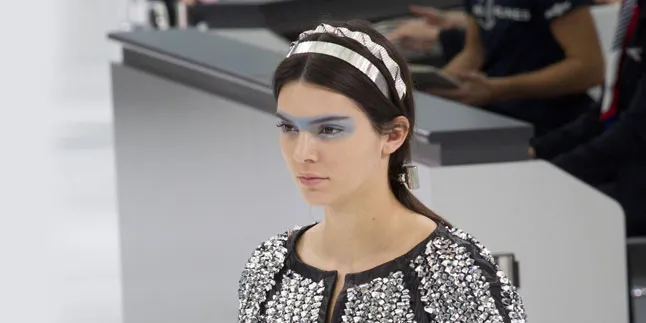 Saat Kelucuan & Kecantikan Kendall Jenner Bersatu, Penuh Pesona