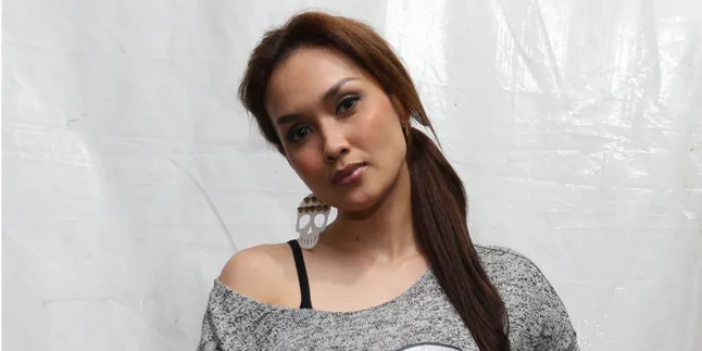 Saat Sara Wijayanto Pamer Perut, Seksi Luar Biasa