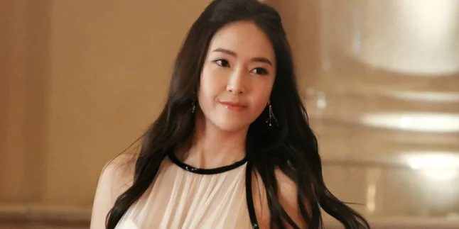 Saat SNSD Sukses 'Catch Me If You Can', Jessica Menangis Sendu Saat SNSD Sukses 'Catch Me If You Can', Jessica Menangis Sendu