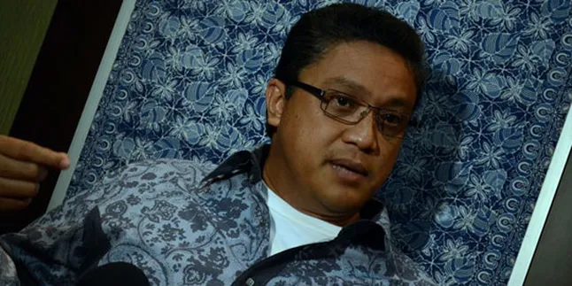 Saba Lembur, Dede Yusuf Menginap di Rumah Warga