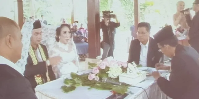 Sah! Pesinetron Rio Reifan Resmi Nikahi Pengusaha Henny Mona