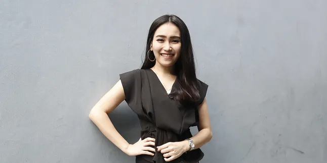 Sahabat Adik Ayu Ting Ting Tak Percaya Kalau Dirinya Sakit