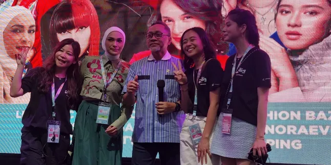 Sahabat Lama, Putri Zulkifli Hasan Dukung Nagita Slavina di The Girl Fest Sahabat Lama, Putri Zulkifli Hasan Dukung Nagita Slavina di The Girl Fest