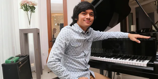 Saingi Musisi Lain, Calvin Jeremy Rela Buat Video Klip ke Belanda