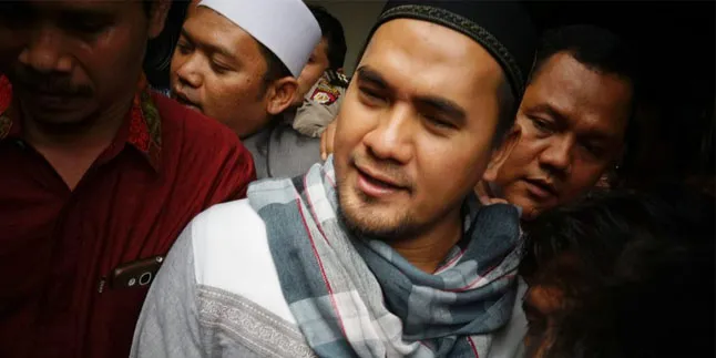 Saipul Jamiell Tersangka Kasus Pencabulan, Sang Kakak Menangis Saipul Jamiell Tersangka Kasus Pencabulan, Sang Kakak Menangis