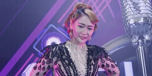 Sajikan Informasi Selebritis, Inul Daratista dan Adam Suseno Punya Acara Variety Show Sendiri