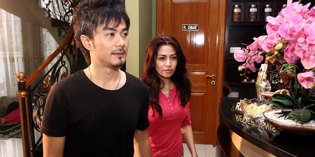 Sakit, Cinta Penelope Sempat Urungkan Rencana Menikah Sakit, Cinta Penelope Sempat Urungkan Rencana Menikah