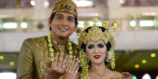 Sakit, Ibunda Lucky Hakim Tak Bisa Hadiri Pernikahan Putranya