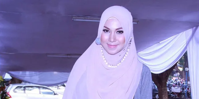 Salah Makan, Anak Bungsu Puput Melati Dilarikan ke RS