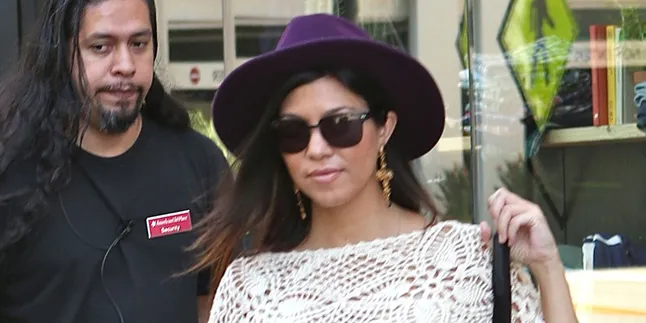 Salah Perkiraan, Anak Kourtney Kardashian Ternyata Laki-Laki