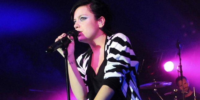 Salahkan Label Rekaman, Lily Allen Akui Lagunya Sampah!