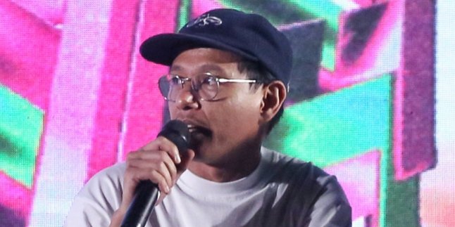 Saleh Husein Tegaskan Merchandise Band Bukan Sekedar Fashion, Tapi.....