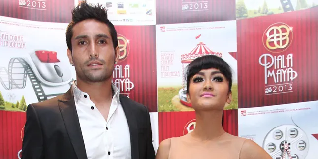 Saling Mention, Julia Perez Murka Pada Gaston Castano di Twitter