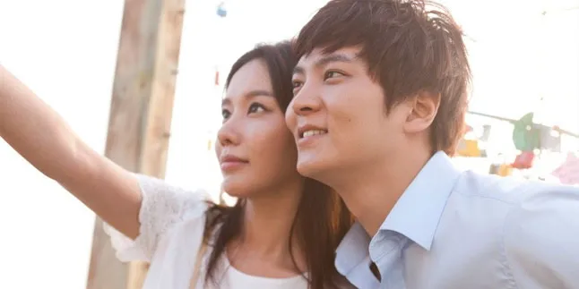 Saling Menyukai Joo Won-Kim Ah Joong Tersandung Kesibukan!