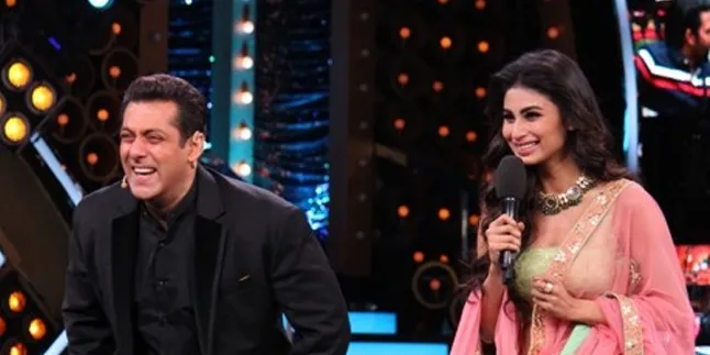 Salman Khan Bakal Luncurkan Mouni Roy di Layar Lebar Bollywood?