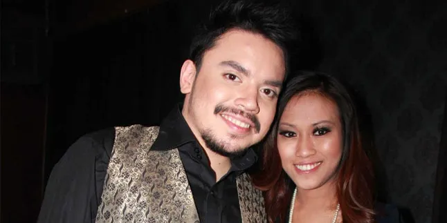 Sam Brodie Gelar Aqiqah dan Ultah Putri Pertamanya