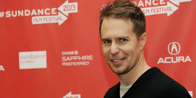 Sam Rockwell Akan Terlibat di Remake 'POLTERGEIST'?