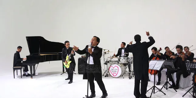 Sama-Sama Anti Pembajakan, Wali Terima Tawaran Jokowi