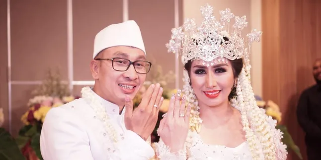 Sama-Sama Punya Komitmen, Ratna Dilla Resmi Menikah Dengan Firman
