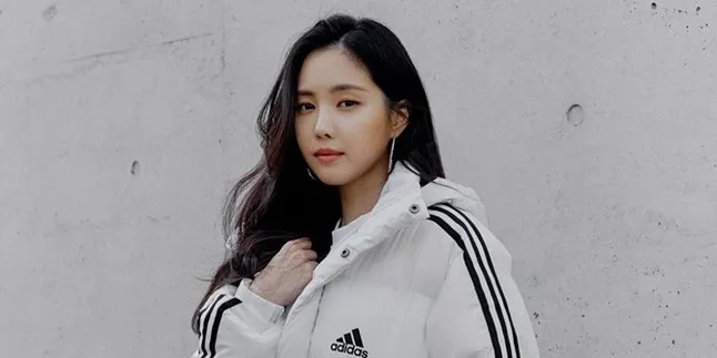 Sama Seperti Alasan Mendiang Sulli, Naeun Apink Maafkan Netizen Jahat