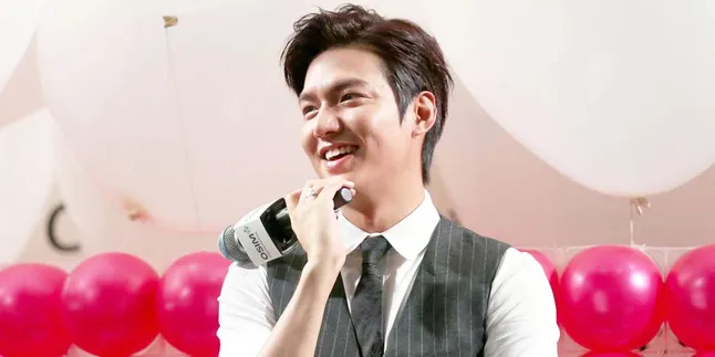 Sambut Lee Min Ho, Fans Baris Rapi dan Nyanyikan Lagu di Bandara