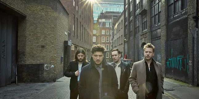 Sampai Di London, Mumford and Sons Tampil Live di Radio 1